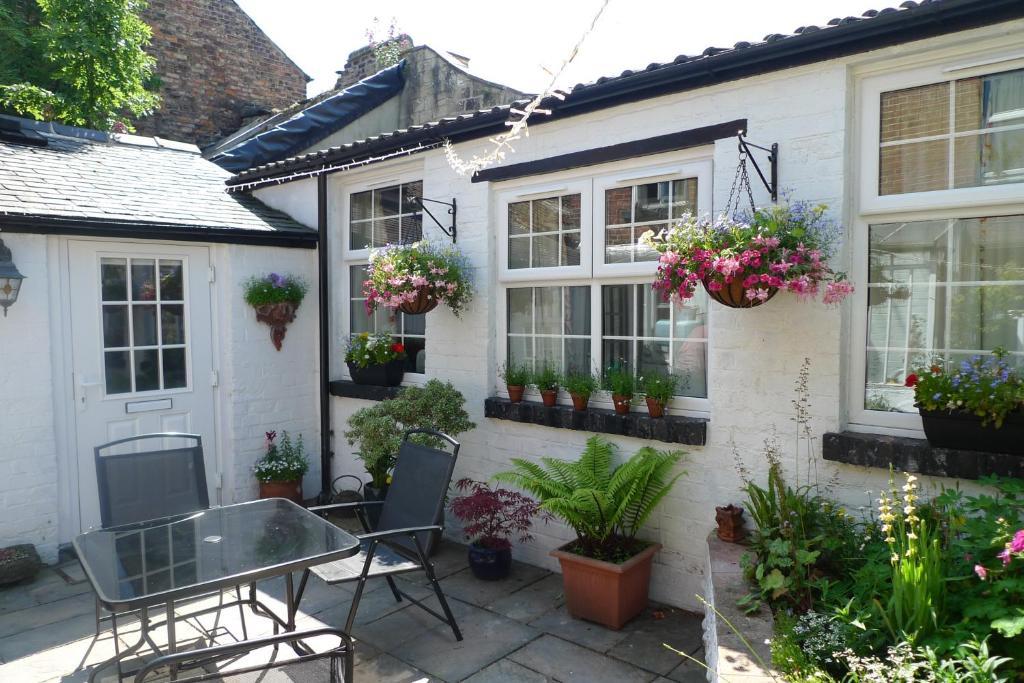 Kirkgate House Bed and Breakfast Knaresborough Exteriör bild